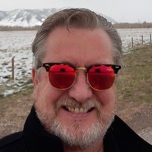 Meet your Posher, Lee